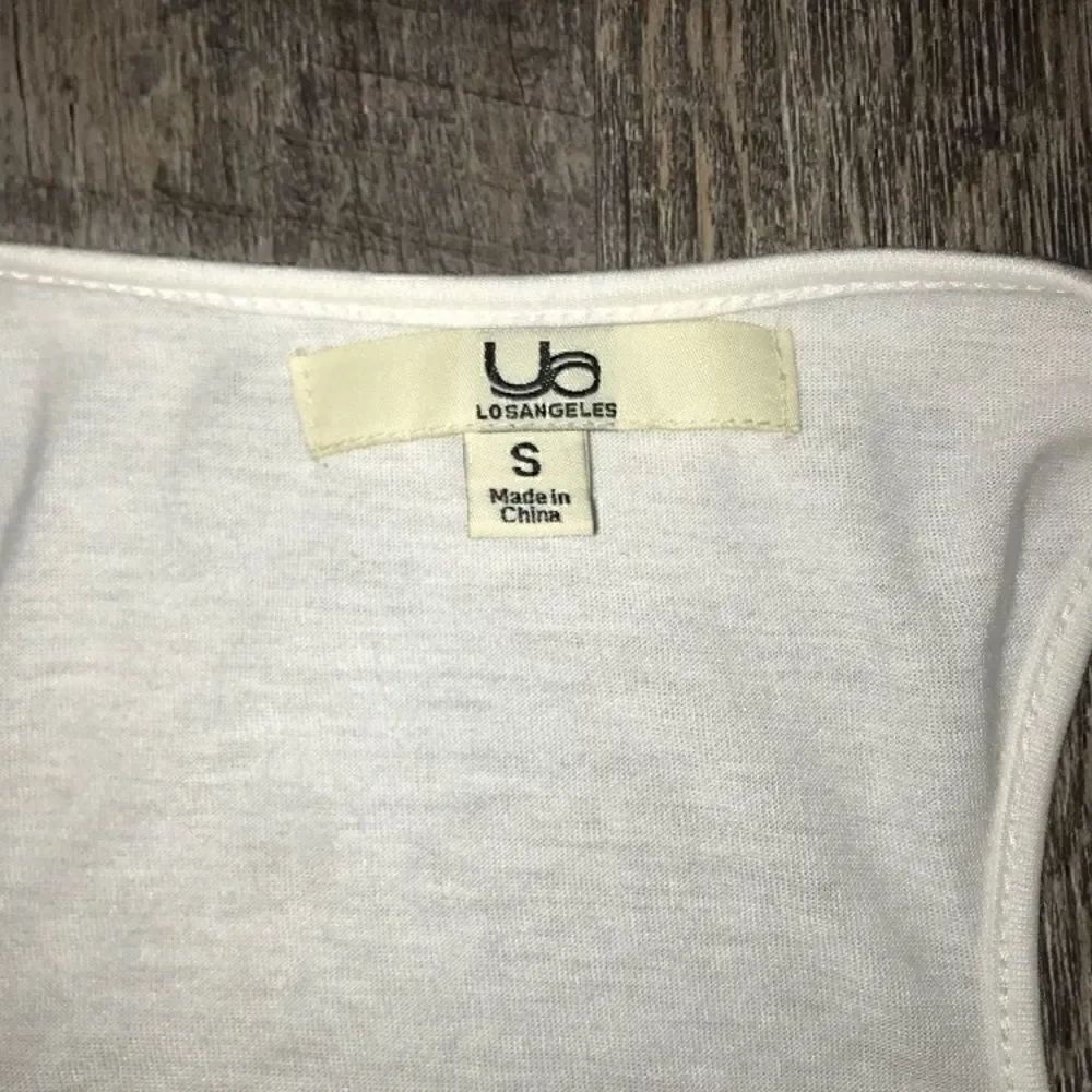 Ya Women’s Tank- Small - Picture 3 of 4
